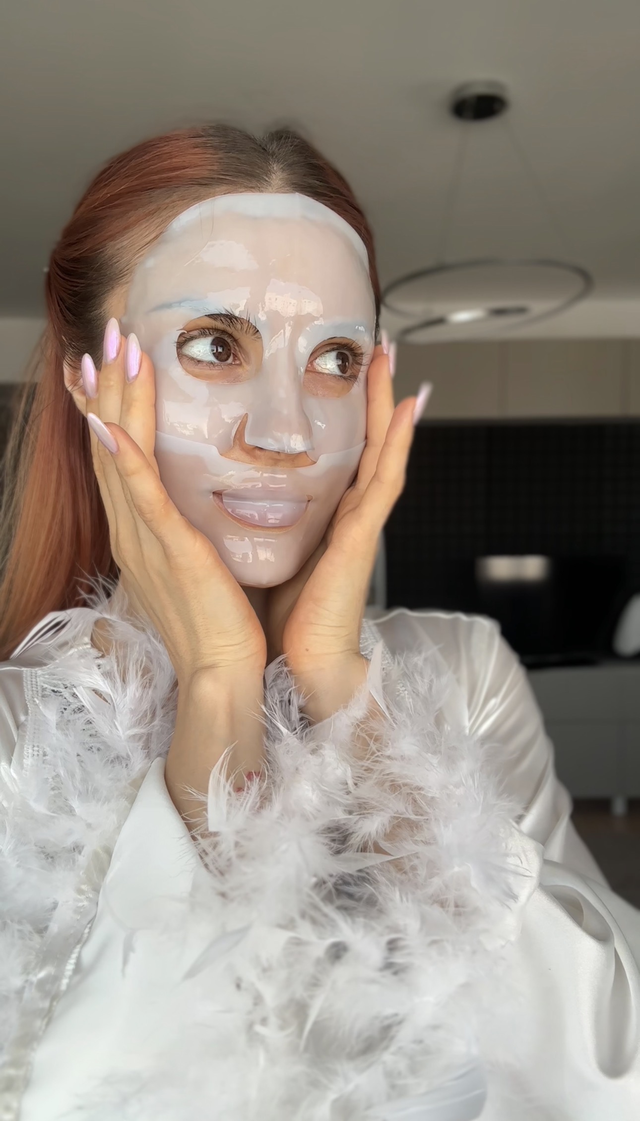 Face mask application